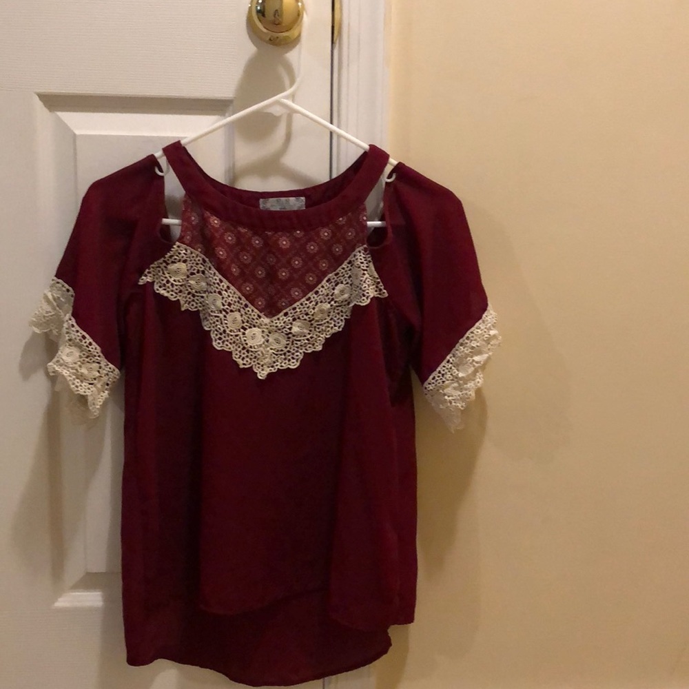 off shoulder shirt. Like New